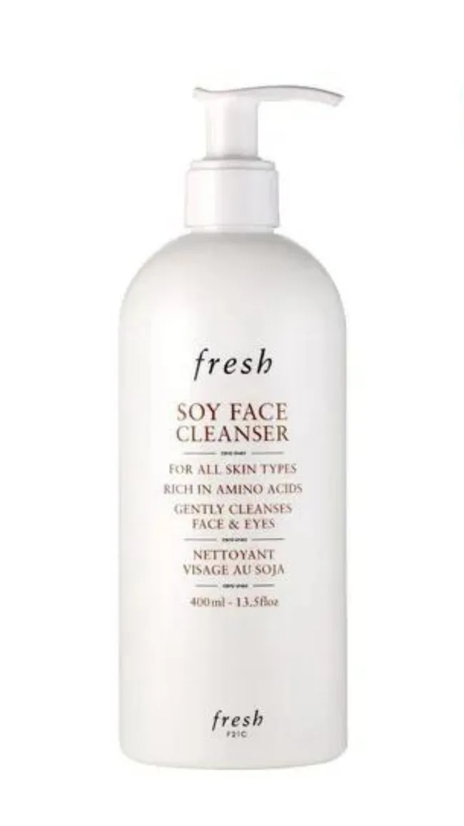 "Fresh Soy Face Cleanser bottle, 400ml, with pump dispenser, for all skin types, rich in amino acids."