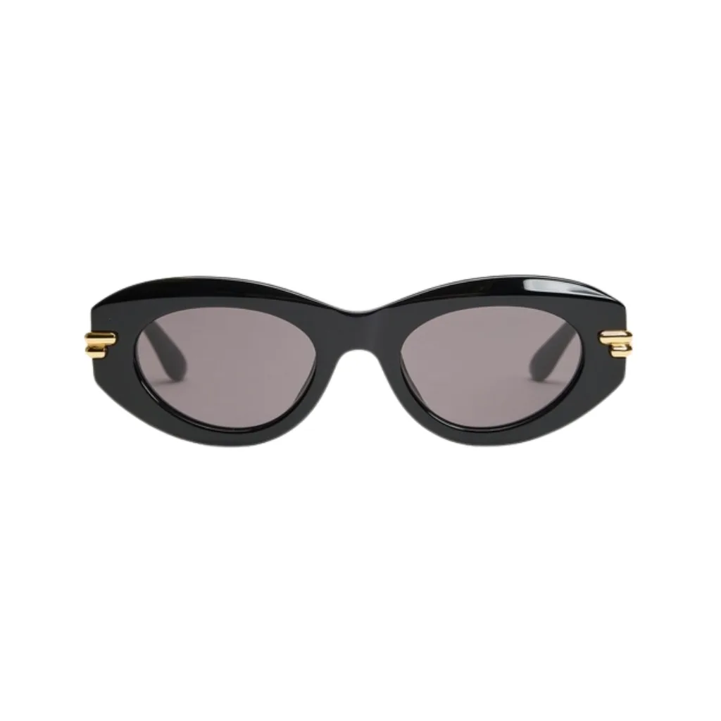 Best Sunglasses For Round Face_BottegaVeneta