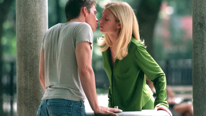 Can Asking These 36 Viral Questions Still Make You Fall In Love?
