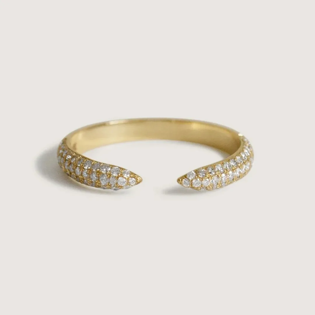 Kinn wedding ring